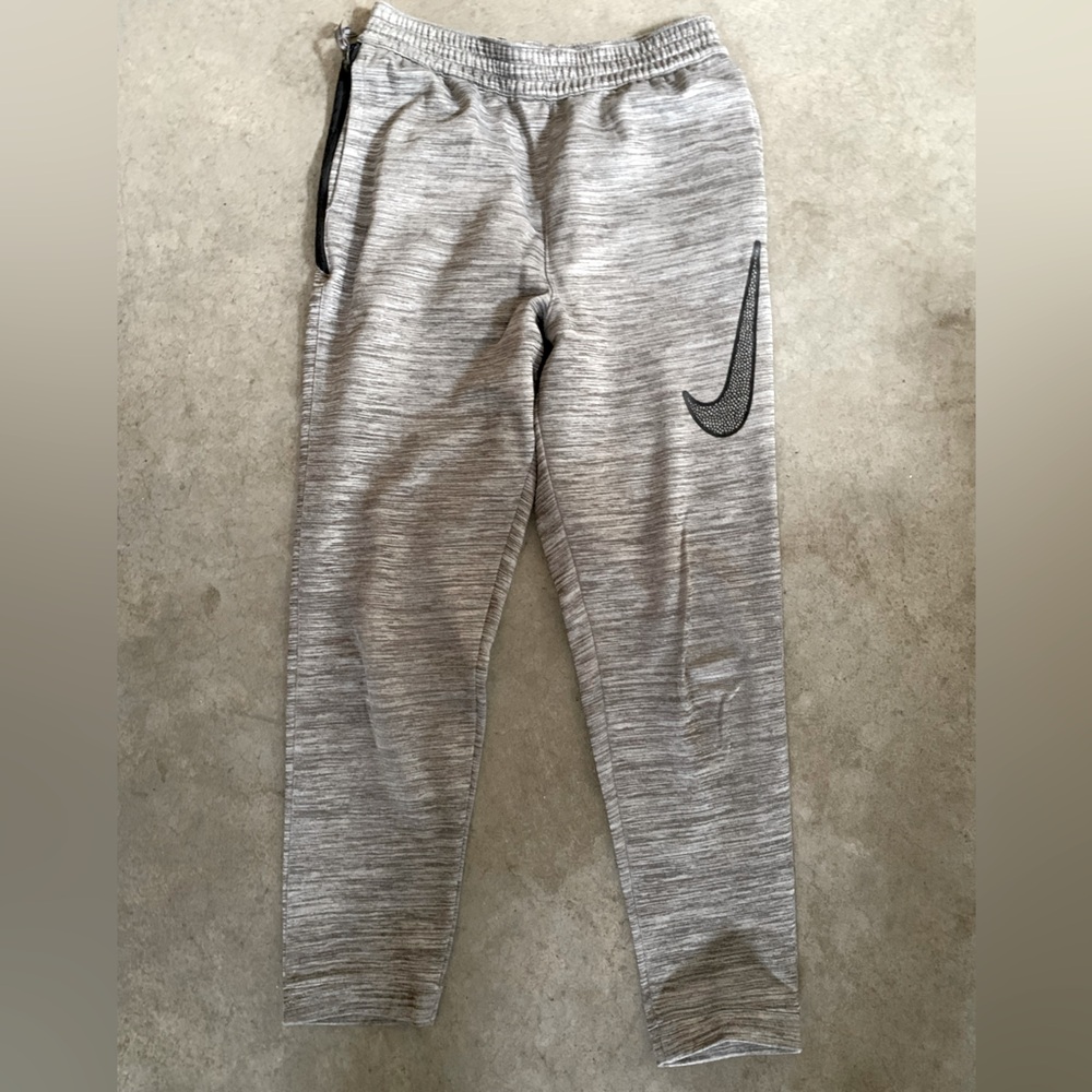 Nike Gray Sweatpants Comfortable Athletic Wear
